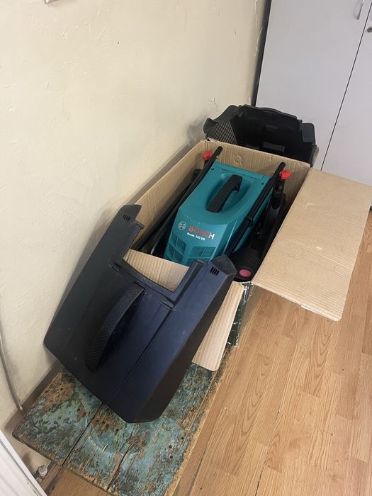 Masina tuns iarba Bosch  Rotak 320 ER