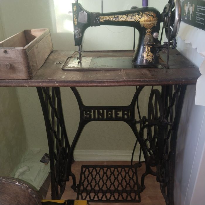 Швейная машинка Singer