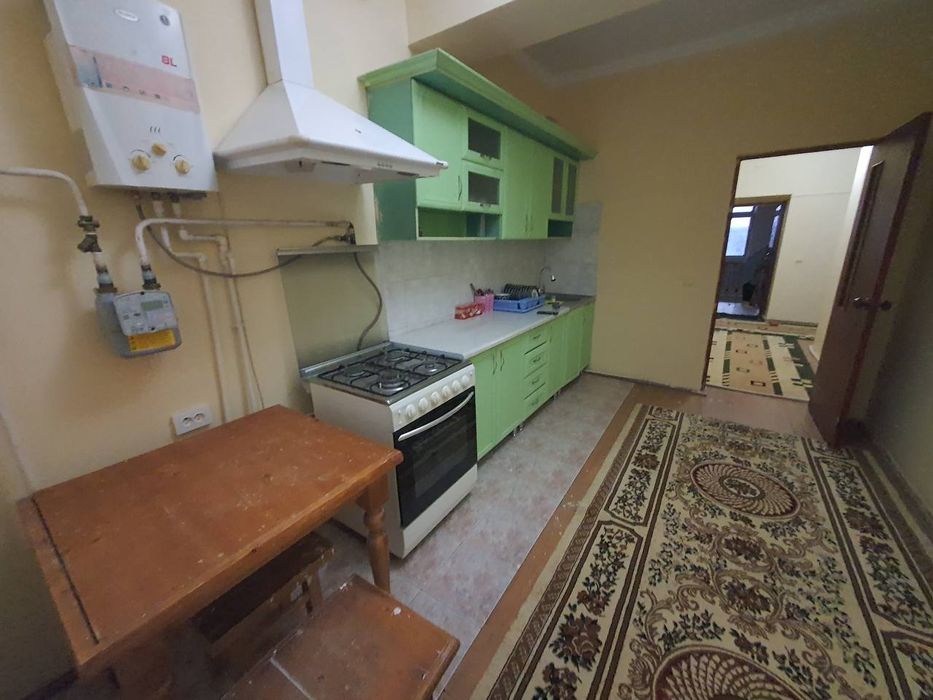 2х комнатная квартира 90 м.кв ул.Бустонсарой