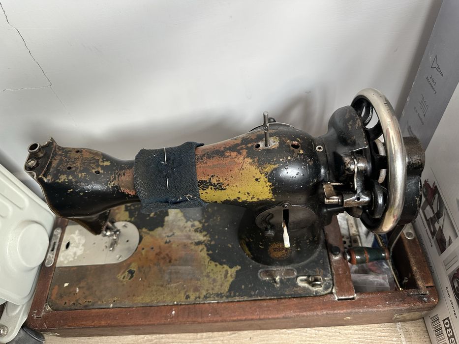 Швейная машина Подольск класса 2М