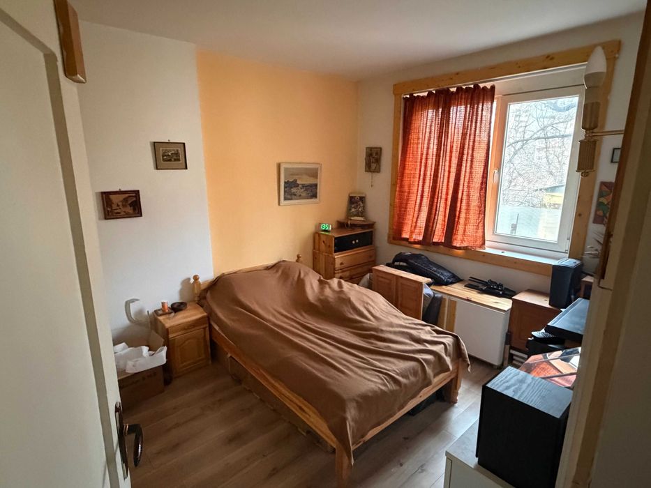 Продава се Тристаен апартамент в Пловдив, Съдийски - 60 кв.м за 935 €/кв.м - Снимка #2