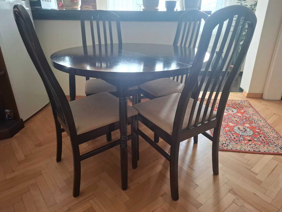 Трапезна маса и 6 стола