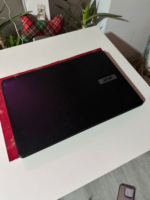 Laptop Acer Aspire ES1-512 – Windows 10