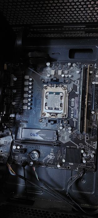 Ryzen 5 7500F + Biostar B650MT