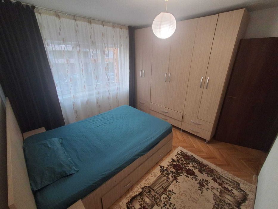 Inchiriez apartament 2 camere