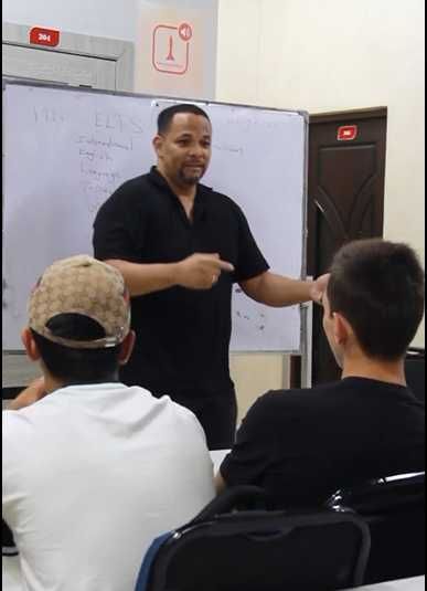 Уроки английского языка с носителем американского языка в Ташкенте.