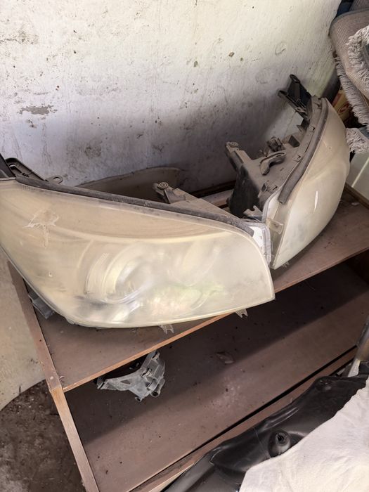 Фары от rav4 рав4 2007 года