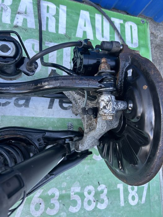 Etrier electric frână stânga spate Volkswagen Passat B8