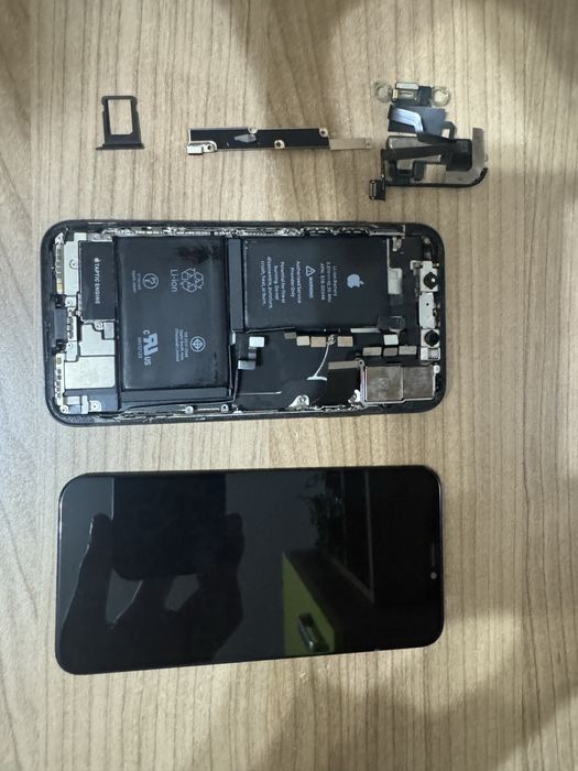 Iphone 11/X pentru piese sau recarosare