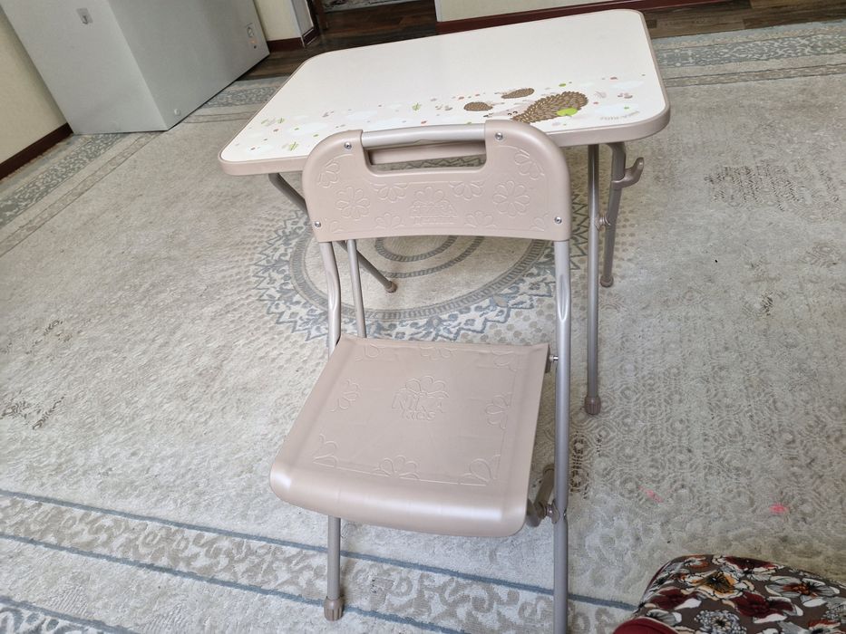 Парта и стульчик