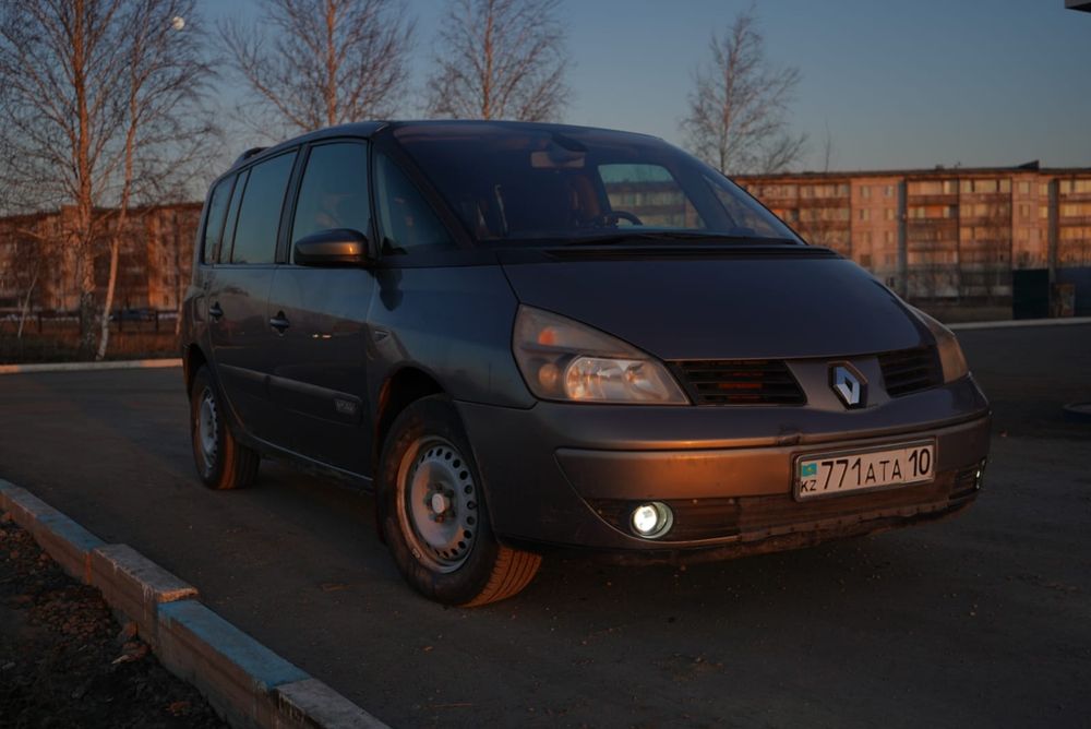 Продаю Renault Espace IV (минивэн), дизель 1.9
