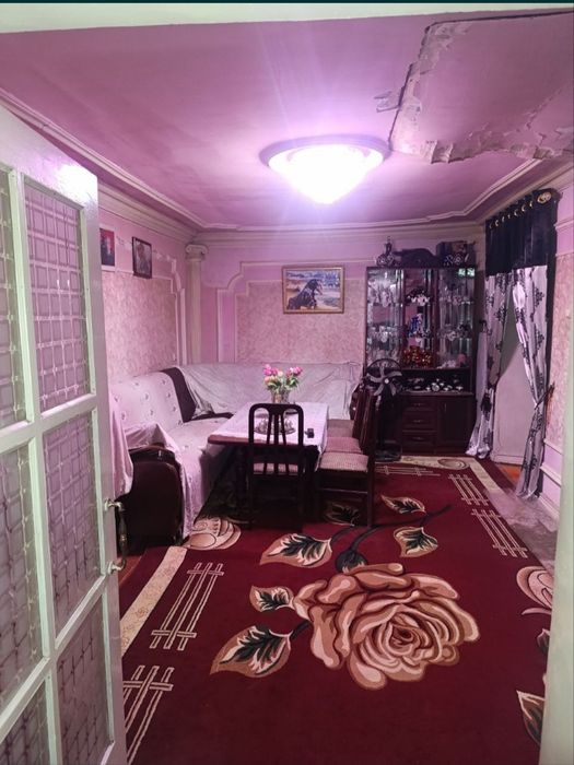 Срочно недорого продаётся дом на земле на ул.Ангарская махалля анхор