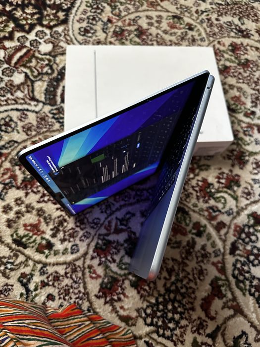 MacBook Air M4 yangi