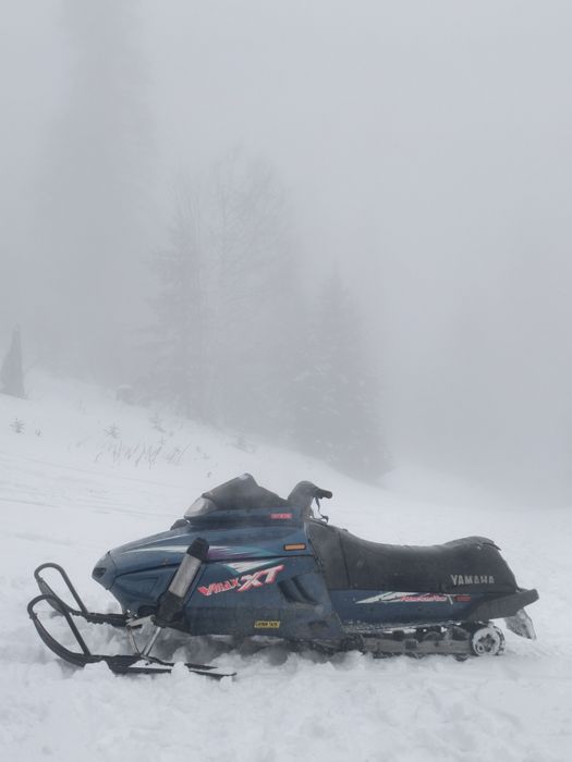 Продавам моторна шейна Yamaha vmax 600