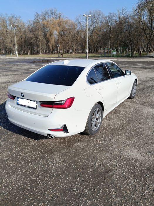 Bmw seria 3 G20 Luxury Line cu garantie BMW Premium