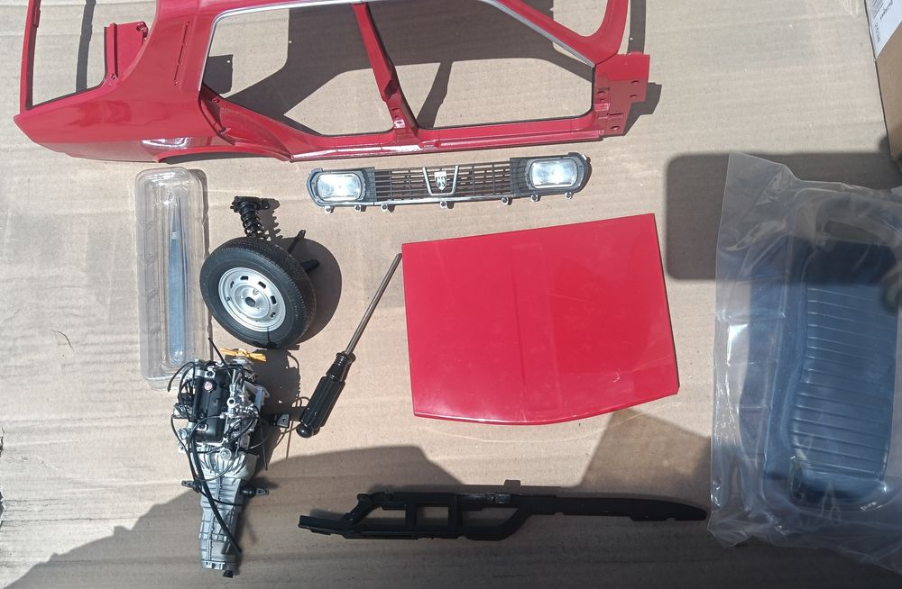 Colectia Macheta Dacia 1300, scara 1:8, Eaglemoss