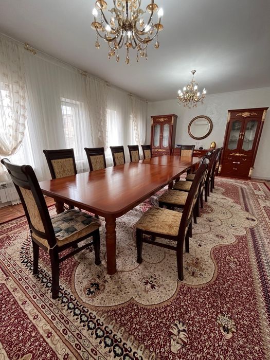 Мебель: Стол и стулии