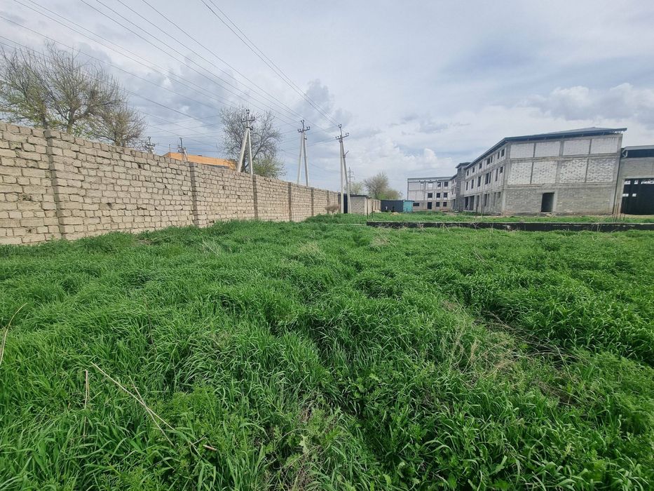 Ер сотилади 143 сутих Чирчик шахар