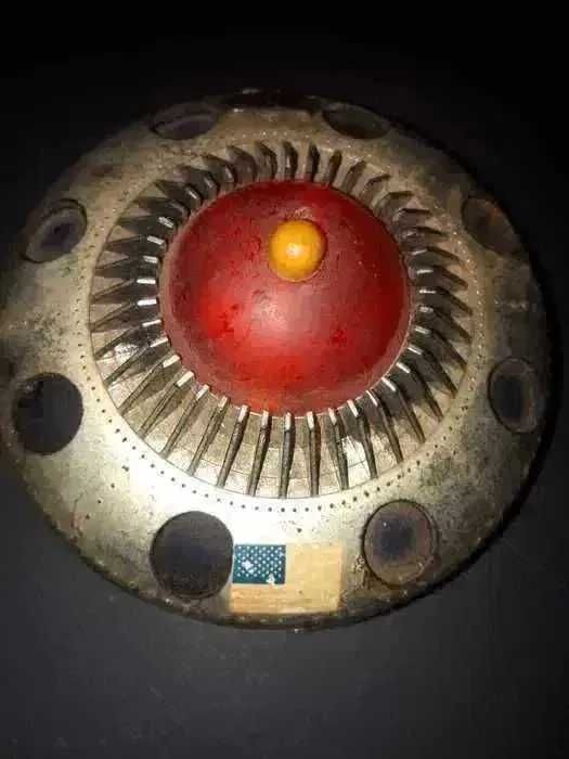 Farfurie Zburatoare de jucarie perioada comunista