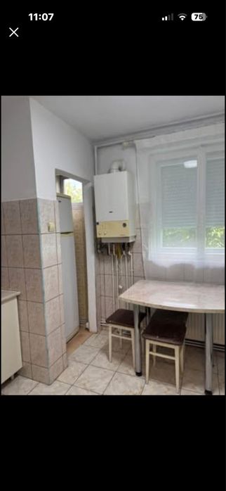 Ofer spre inchiriere apartament cu 2 camere in Carpati