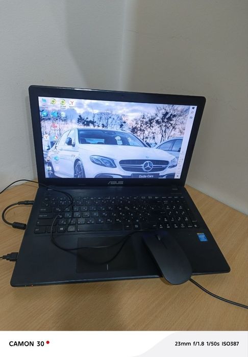 Asus noutbuk sotiladi