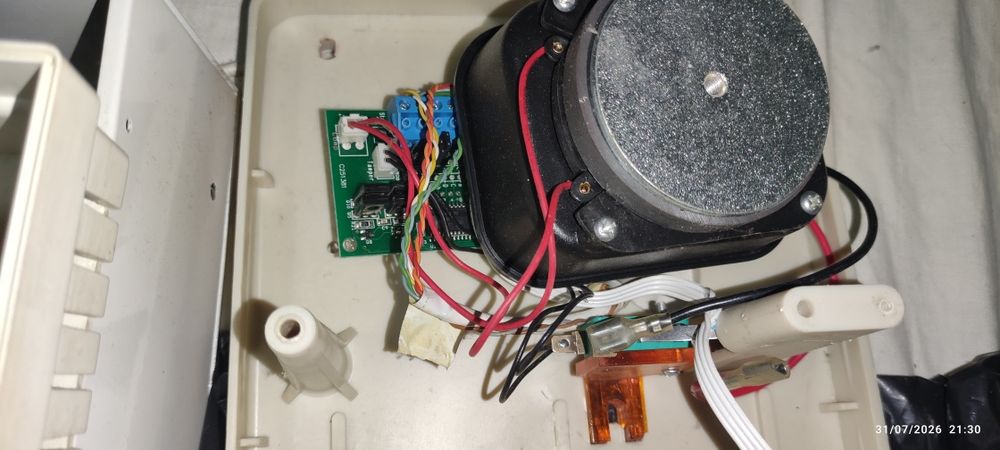 Sistem de alarma Paradox Magellan