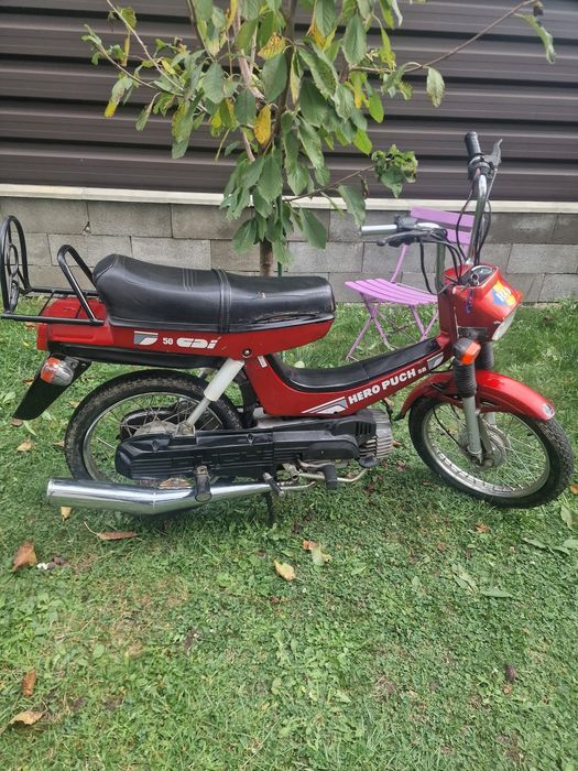Moped puch hero.