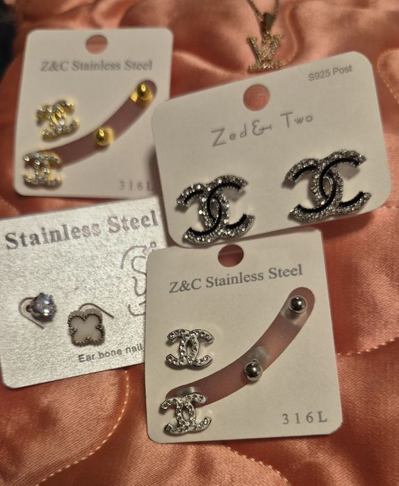 Нови обеци, гривни и колие, бижута от стомана