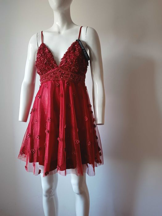 Rochie A Star Is Born nouă