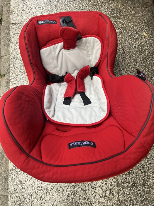 Столче за автомобил Peg Perego червено 9-36 кг