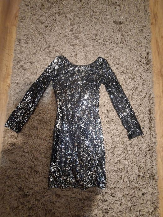 Rochie scurta cu sclipici