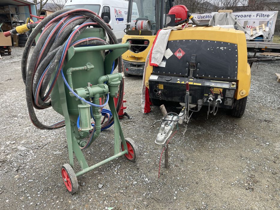 Inchiriez Instalatie de sablare / Compresoare - Motocompresoare