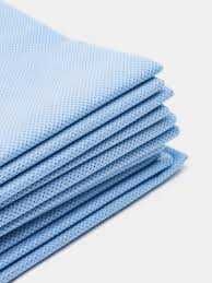 Комплект одноразового белья простыня халат маска шапка бахилы салфетки