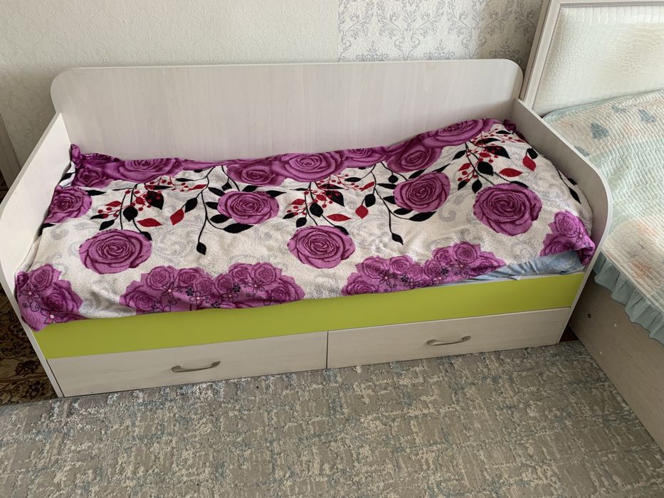 Кровать детская
