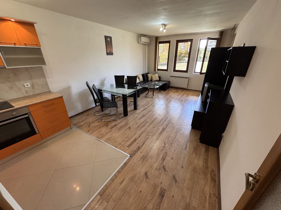 Дава се под наем Двустаен апартамент в София, Студентски град - 75 кв.м за 561 € - Снимка #3