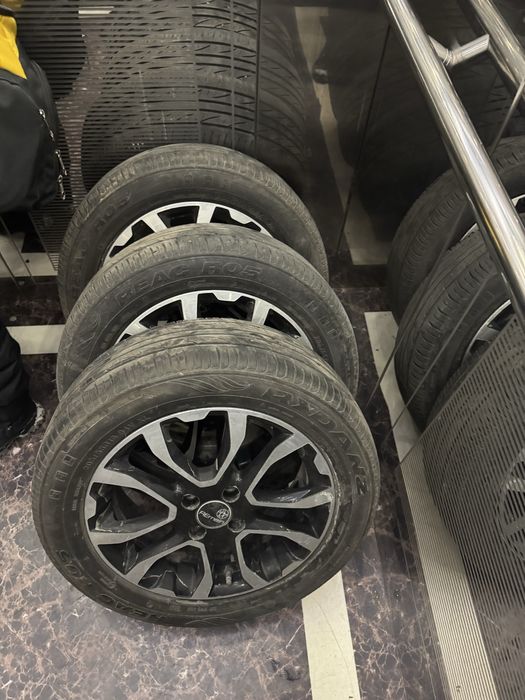 Диск с резиной на R16 Vesta