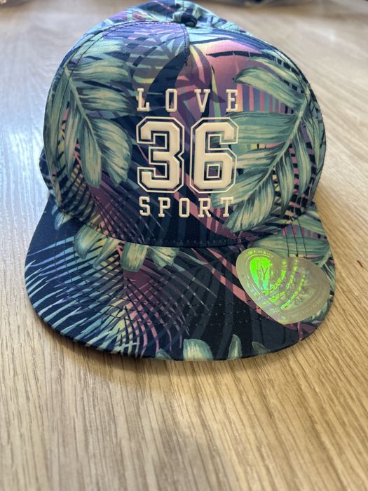 Шапка с козирка h&m