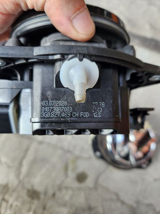 Задна камера пасат B8 t-rok golf 7