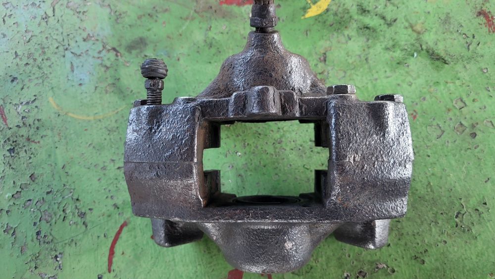 W210 E230 заден ляв спирачен апарат