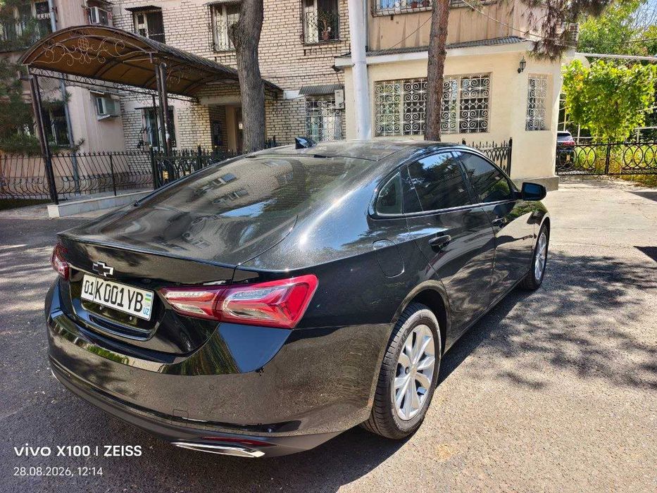 Malibu XL 2025 black