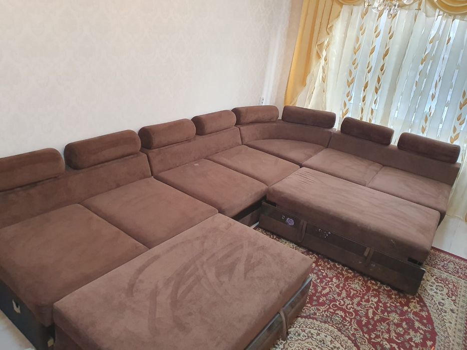 Продам диван угловой