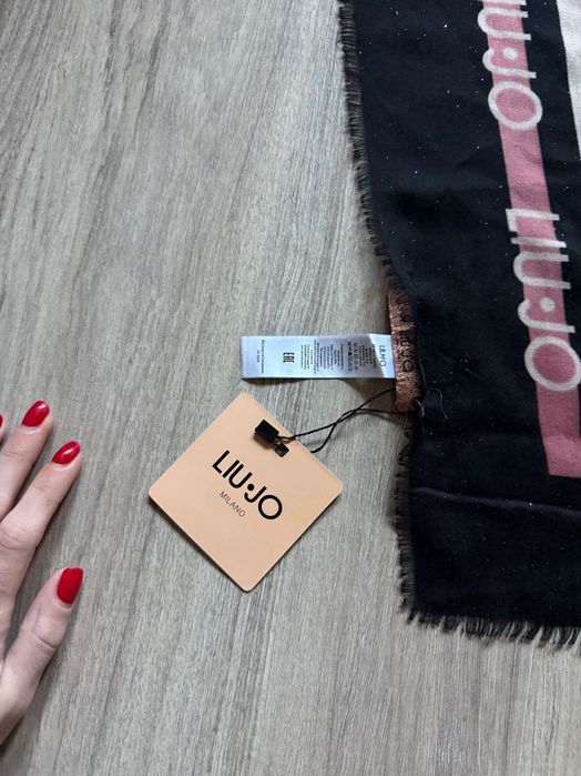 Шал нова  Liu Jo