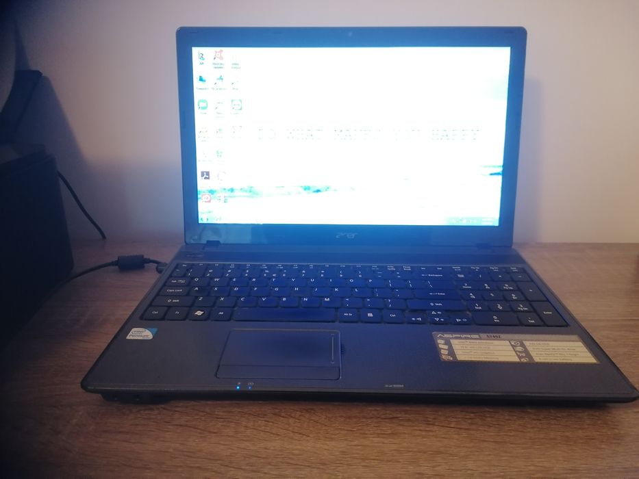 Vând laptop  Acer Aspire funcțional!