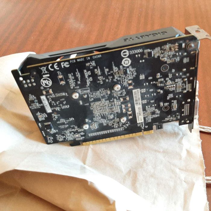 GTX 1050 2GB Видеокарта GDDR5