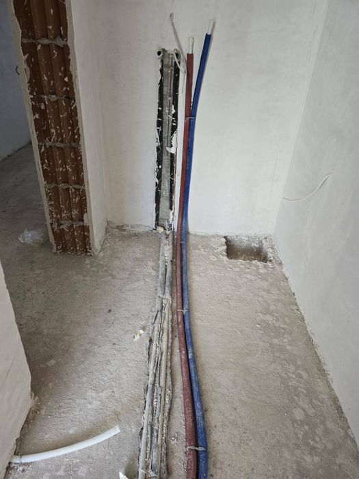 Тристаен апартамент в Младост 4