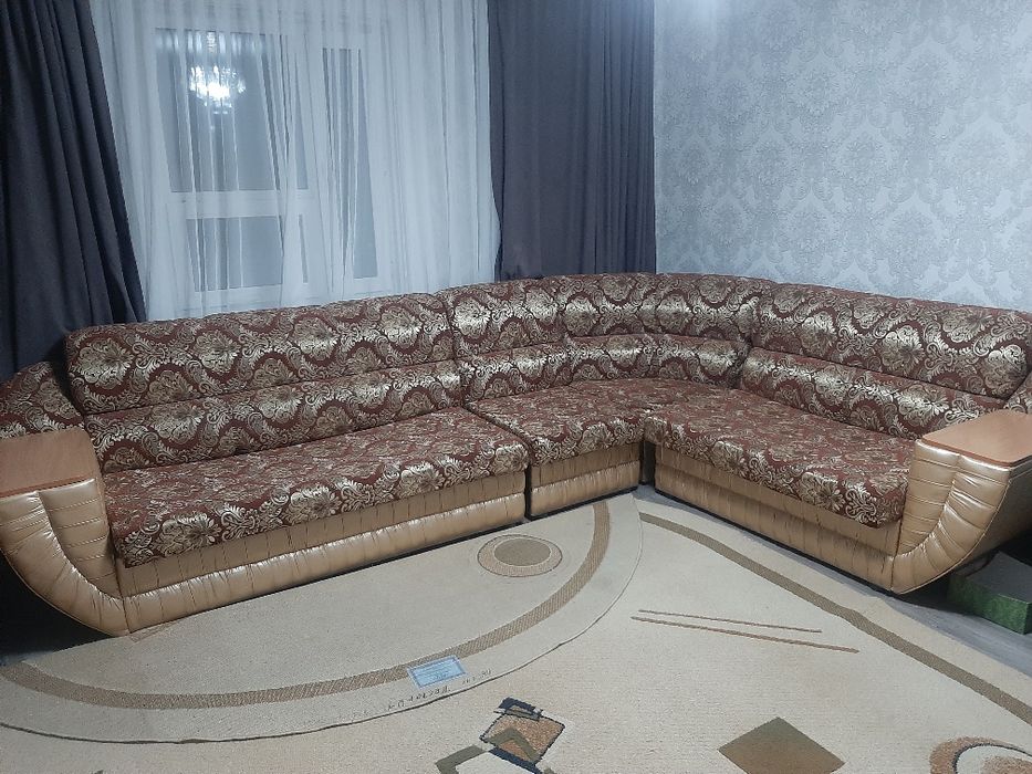 Продам диванный уголок