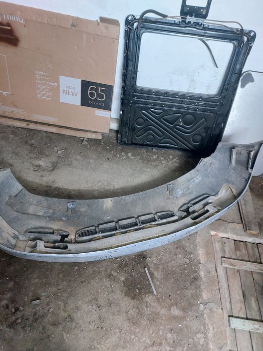 Продам Бампер А8 D2