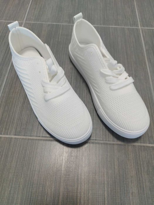 Дамски летни обувки - нови!!