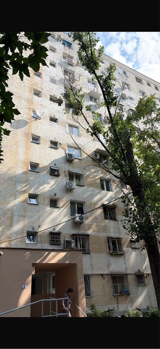 Ofer spre inchiriere garsoniera in Drumul Taberei Bucuresti