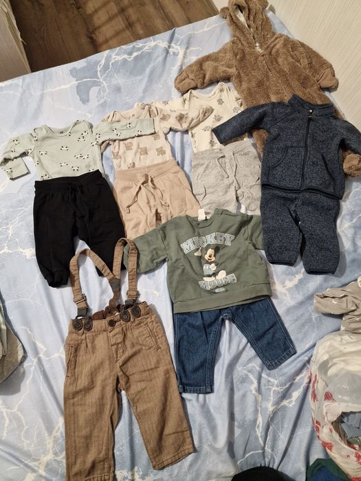 Hăinuțele h&m marimea 68